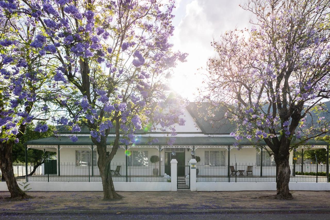 Victorian Square Guesthouse Graaff-Reinet Eksteriør bilde