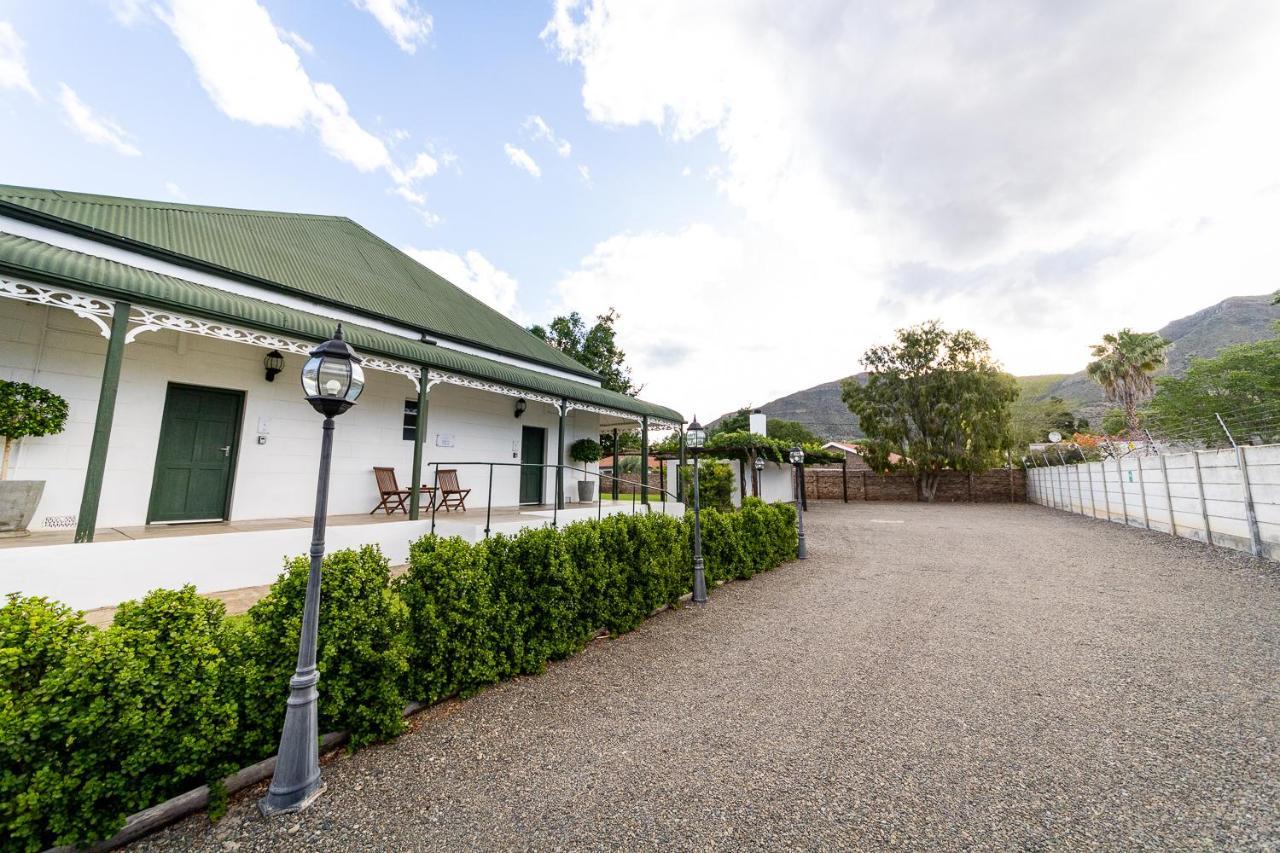 Victorian Square Guesthouse Graaff-Reinet Eksteriør bilde