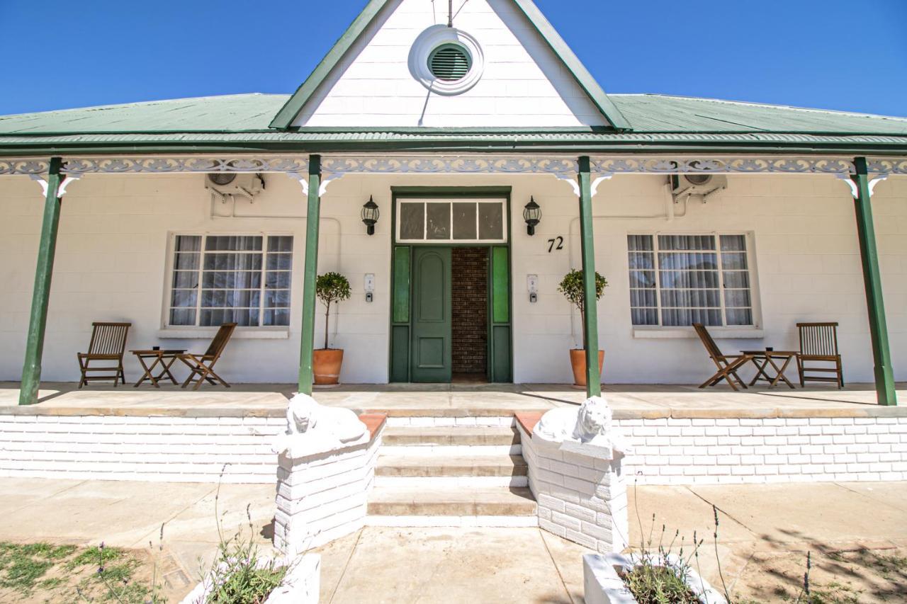 Victorian Square Guesthouse Graaff-Reinet Eksteriør bilde