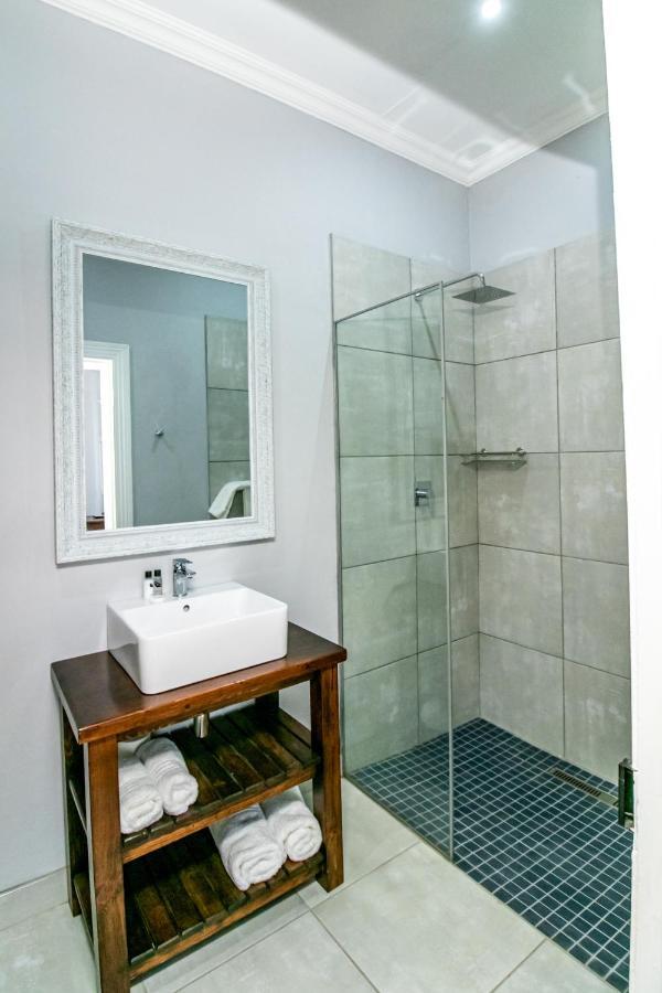 Victorian Square Guesthouse Graaff-Reinet Eksteriør bilde
